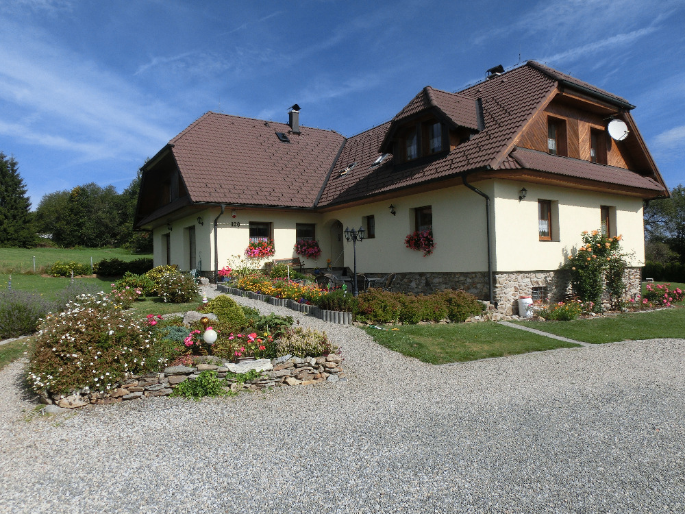 Ansicht des Hauses Sonne in Nové Hutě 100